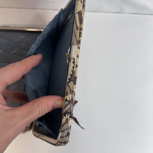 Vera Bradley Travel Wallet Slate Blooms Pattern Rectangle Metal Frame Floral - Picture 5 of 9